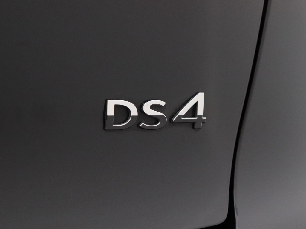 DS DS 4 (P446XR) met abonnement