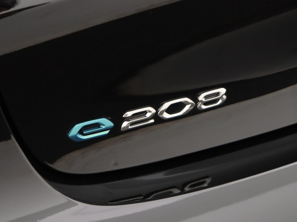 Peugeot e-208 (T854RT) met abonnement