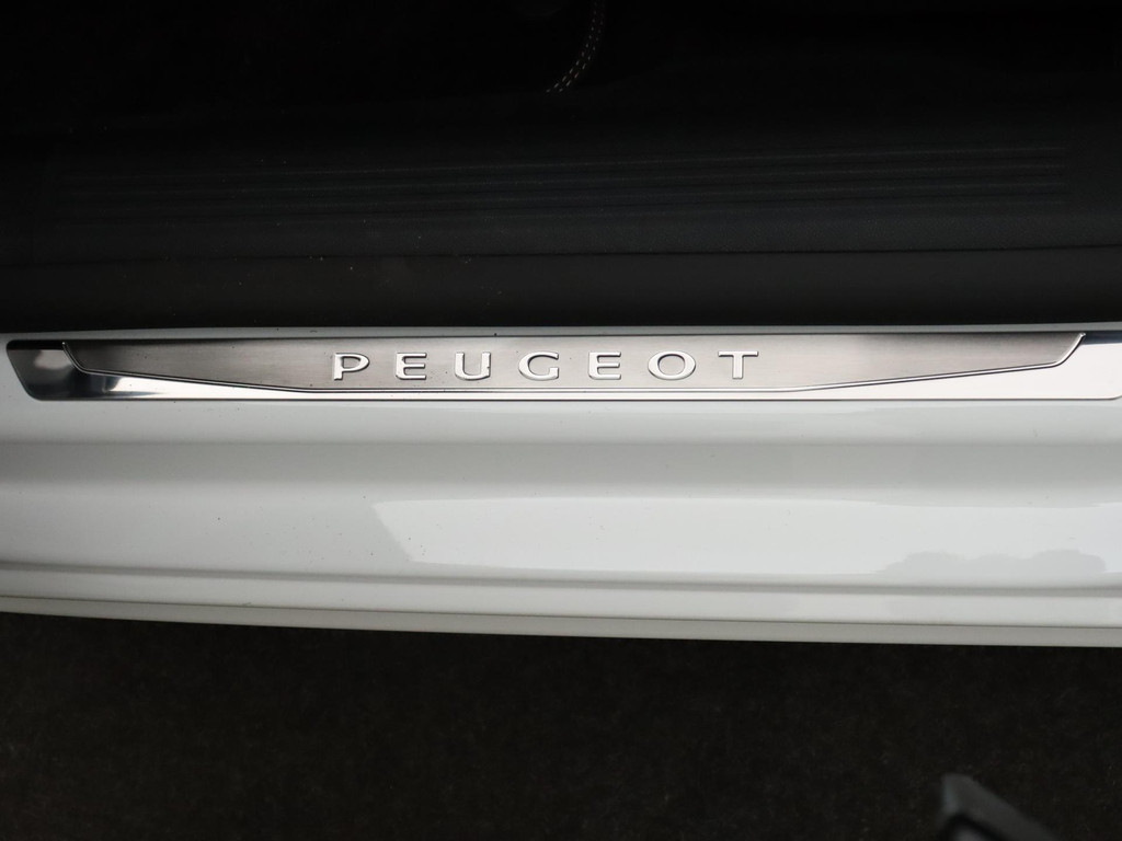 Peugeot 508 (S984VT) met abonnement