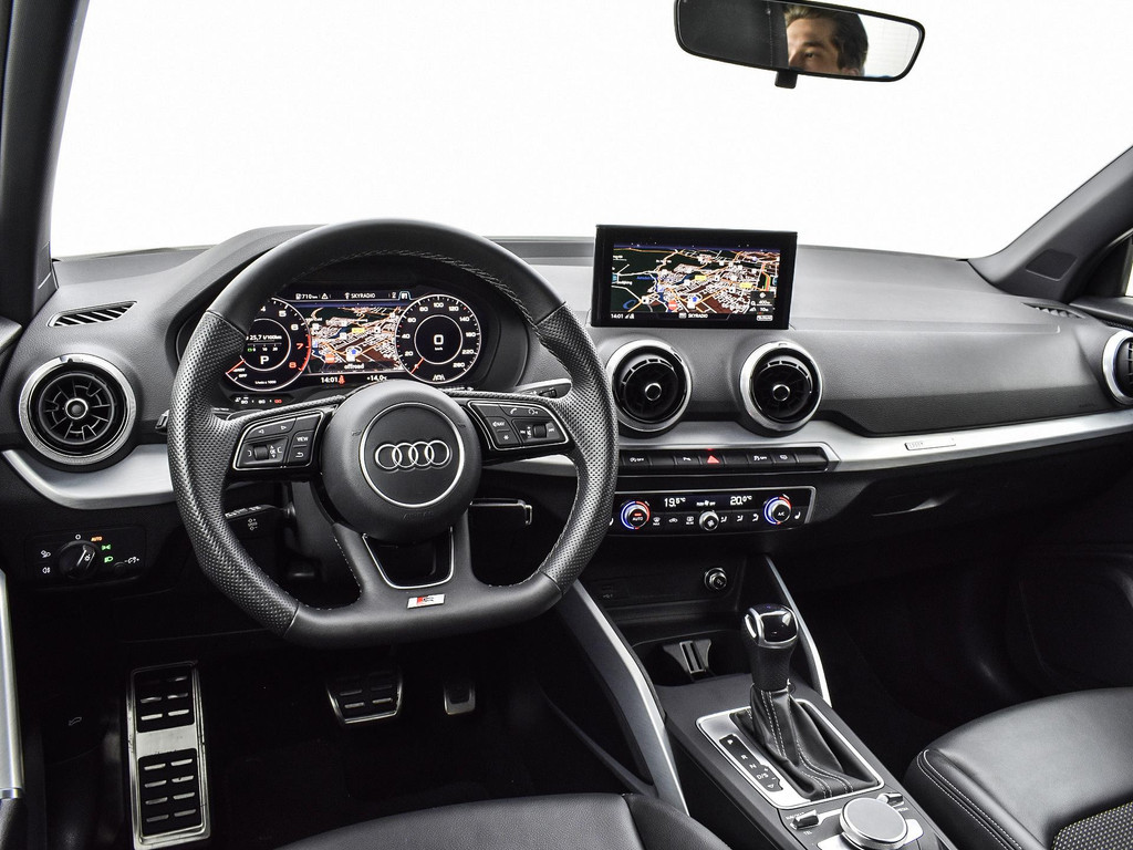 Audi Q2 (R665ZP) met abonnement