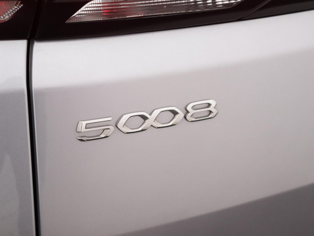 Peugeot 5008 (R051PP) met abonnement