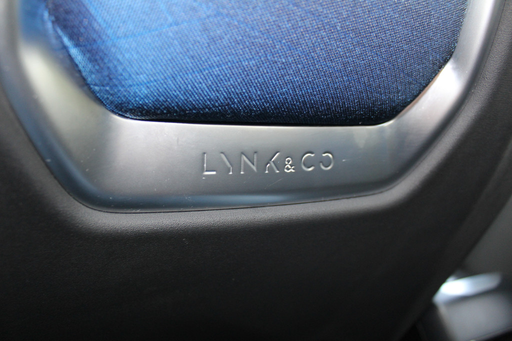Lynk & Co 01 (P321PB) met abonnement