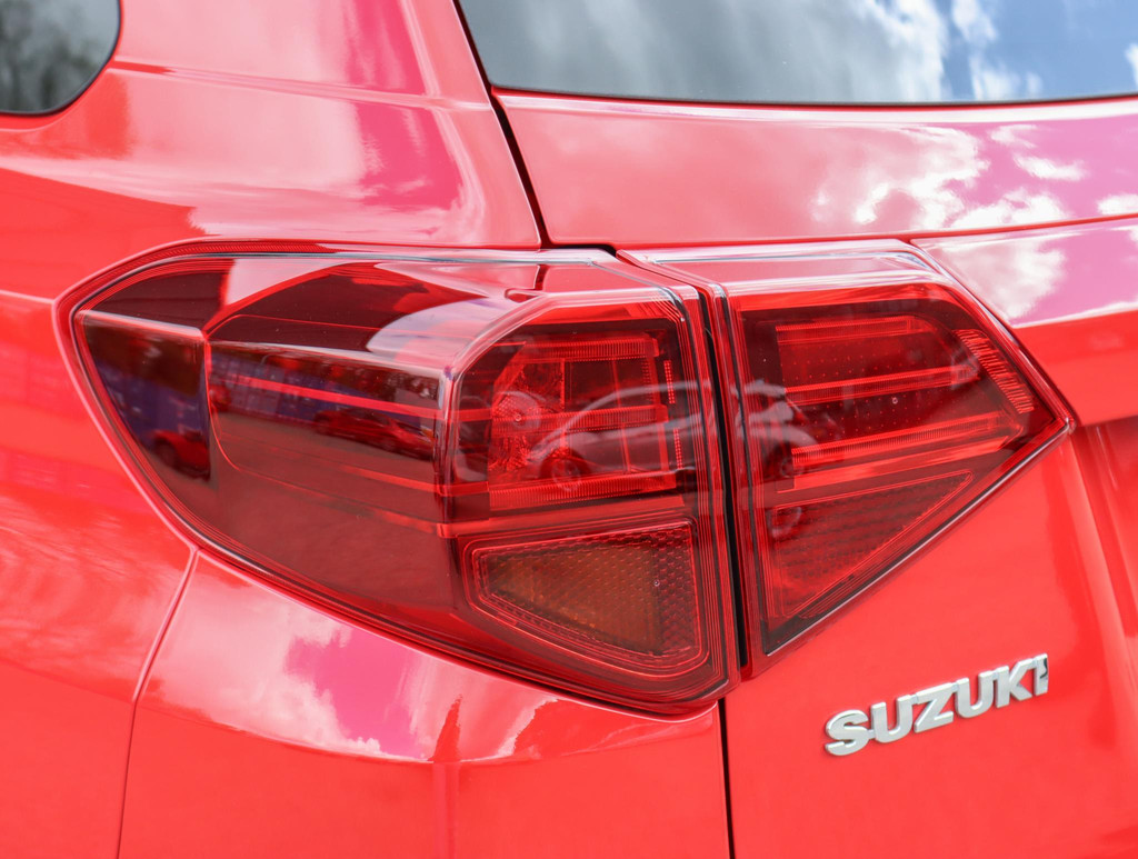 Suzuki Vitara (H718LN) met abonnement