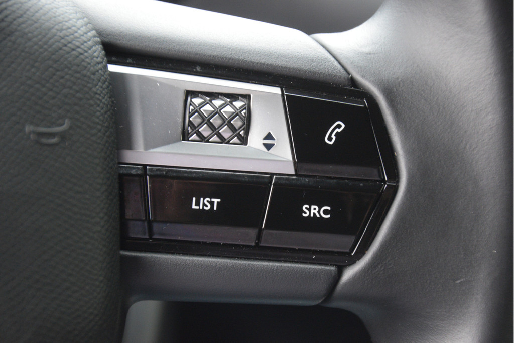 DS DS 3 (R228BV) met abonnement