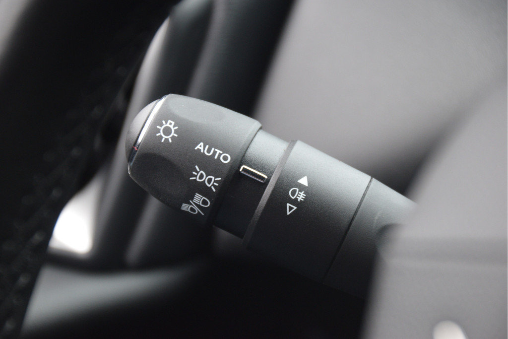 DS DS 3 (R228BV) met abonnement