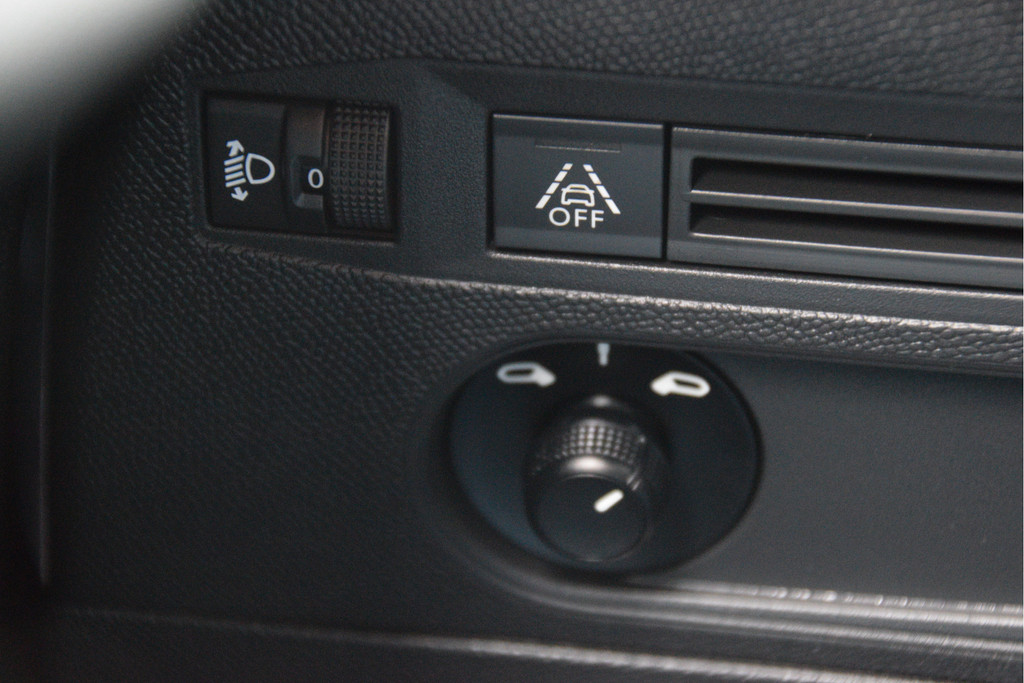 DS DS 3 (R228BV) met abonnement