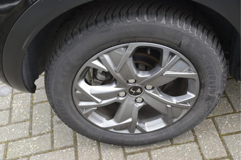 DS DS 3 (R228BV) met abonnement