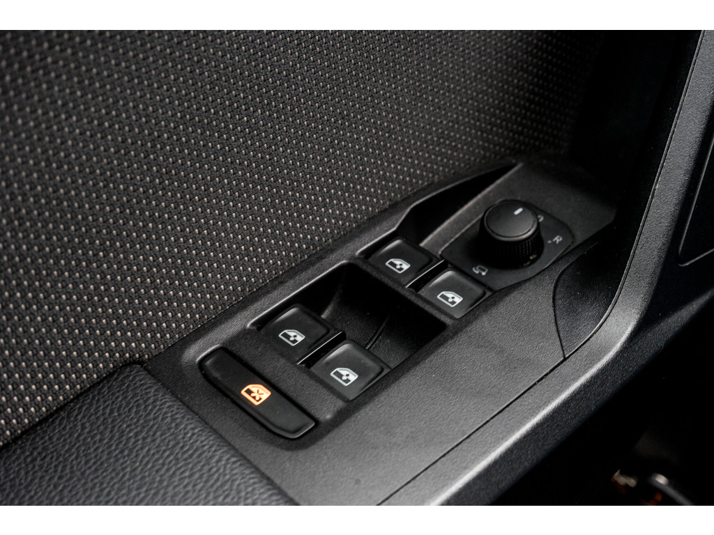 Seat Arona (S634JN) met abonnement