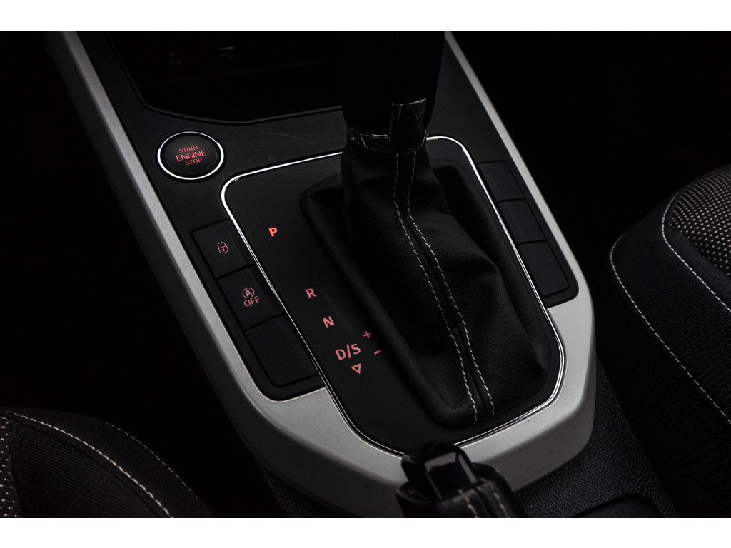 Seat Arona (S634JN) met abonnement