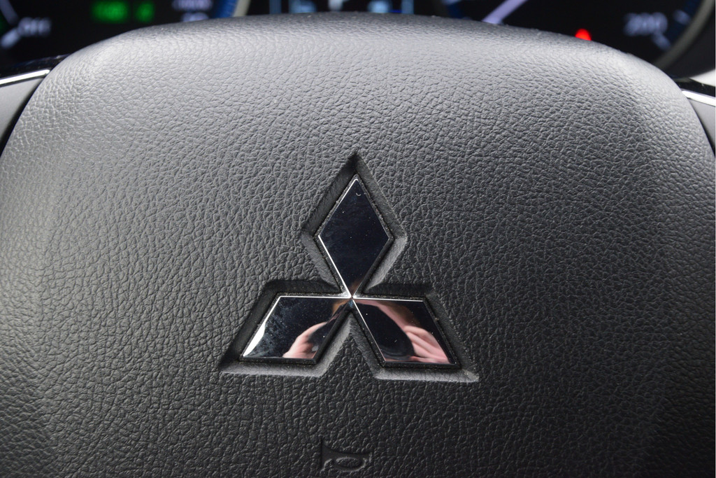 Mitsubishi Eclipse Cross (S467FF) met abonnement