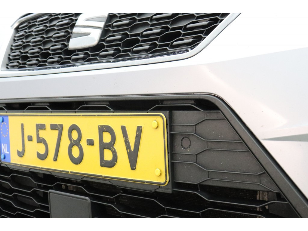 Seat Arona (J578BV) met abonnement