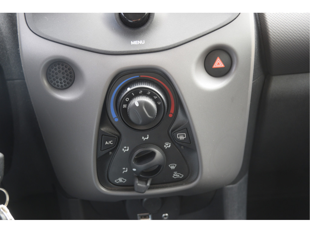 Peugeot 108 (L331LZ) met abonnement