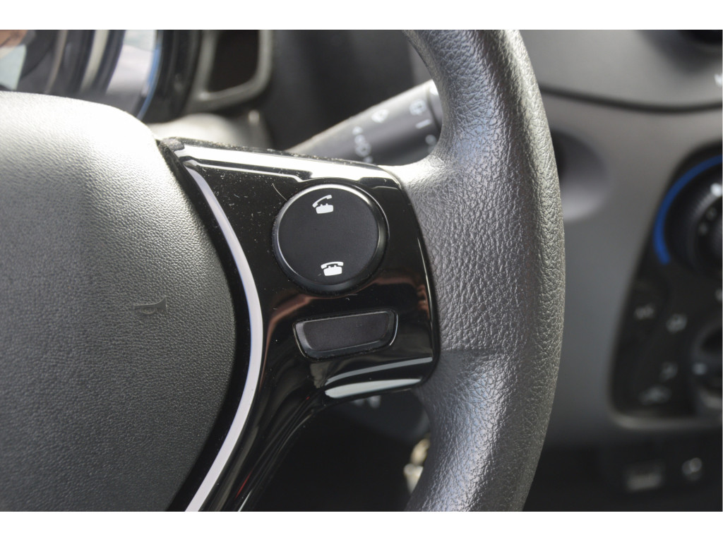 Peugeot 108 (L331LZ) met abonnement