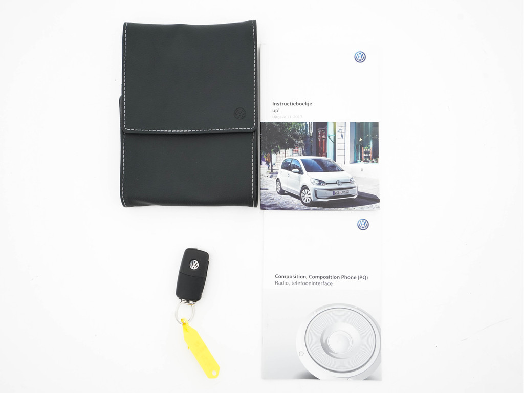 Volkswagen up! (SZ656H) met abonnement