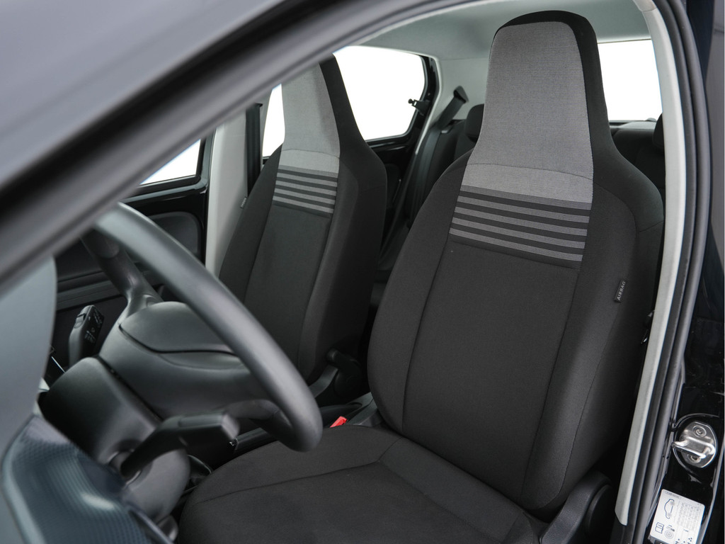 Volkswagen up! (SZ656H) met abonnement