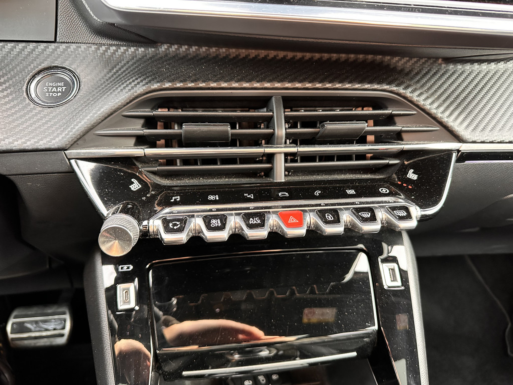 Peugeot e-2008 (K494TF) met abonnement