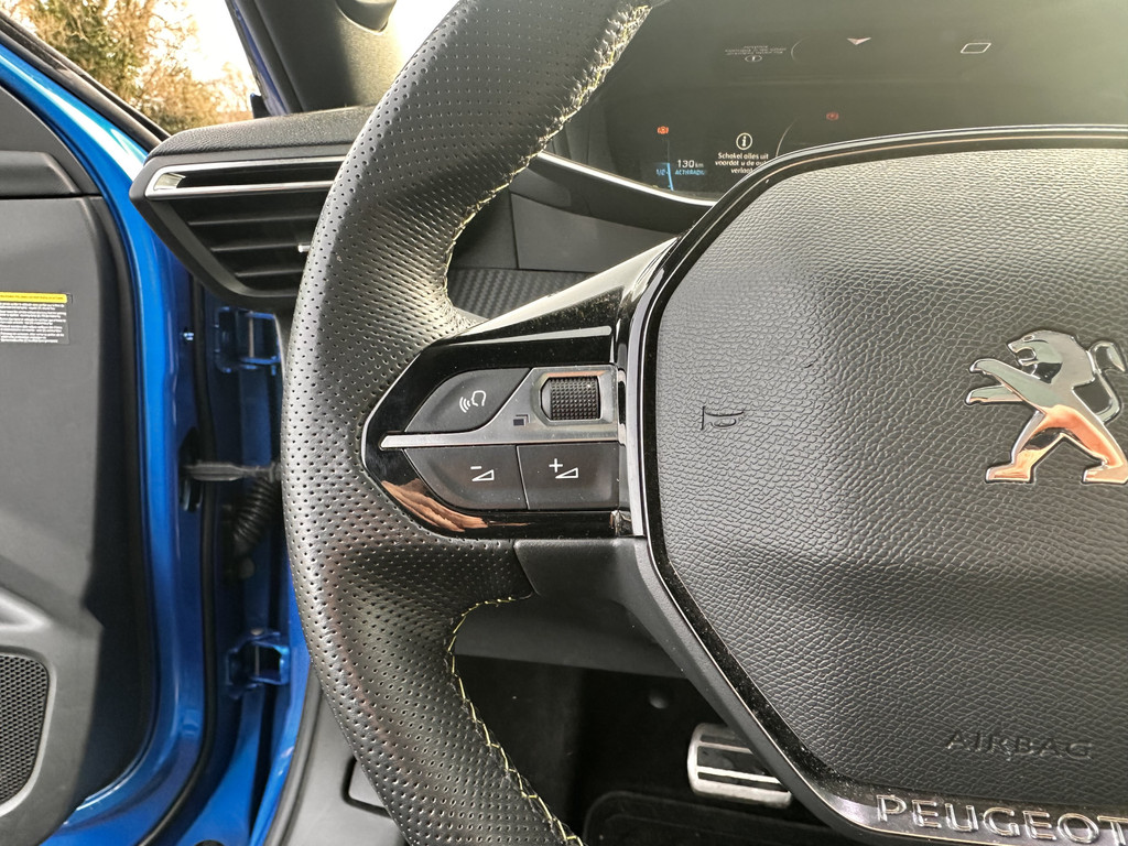 Peugeot e-2008 (K494TF) met abonnement