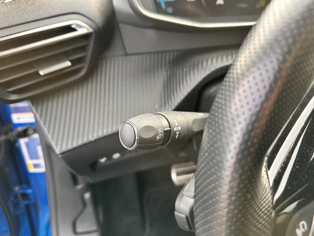 Peugeot e-2008 (K494TF) met abonnement