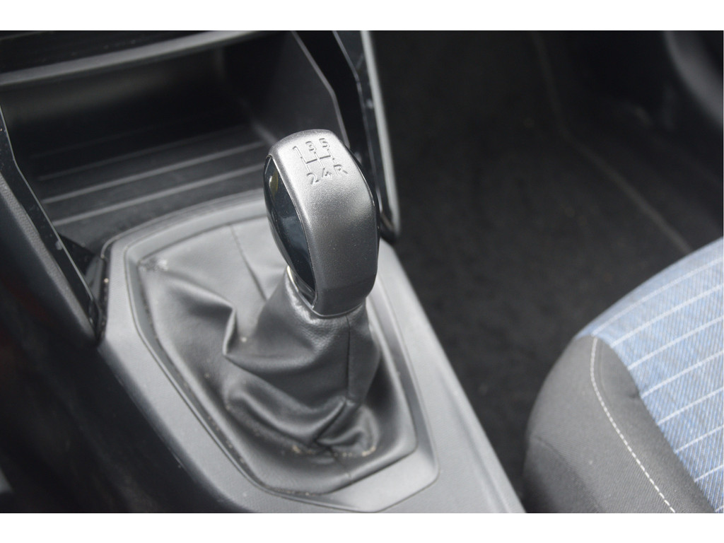 Peugeot 208 (P049TV) met abonnement