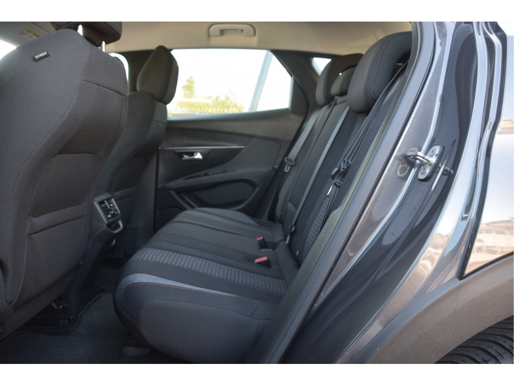 Peugeot 3008 (L327LB) met abonnement