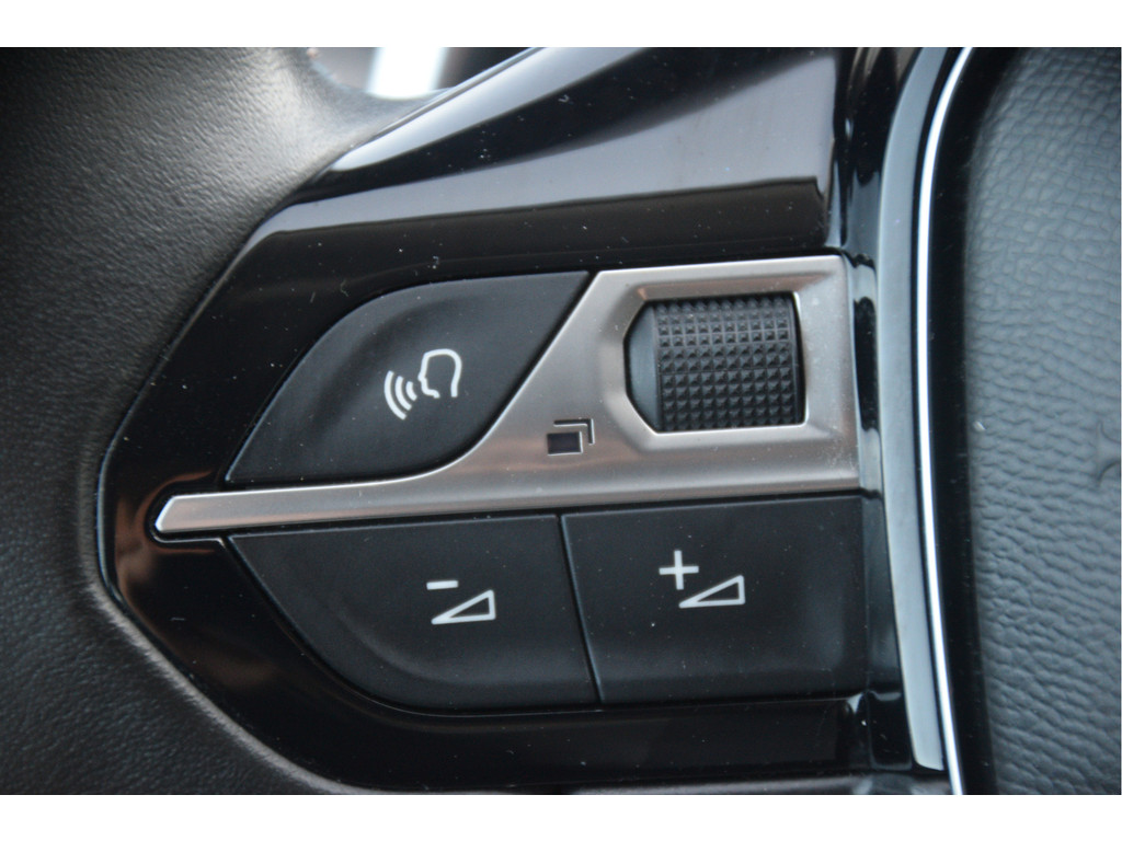 Peugeot 3008 (L327LB) met abonnement