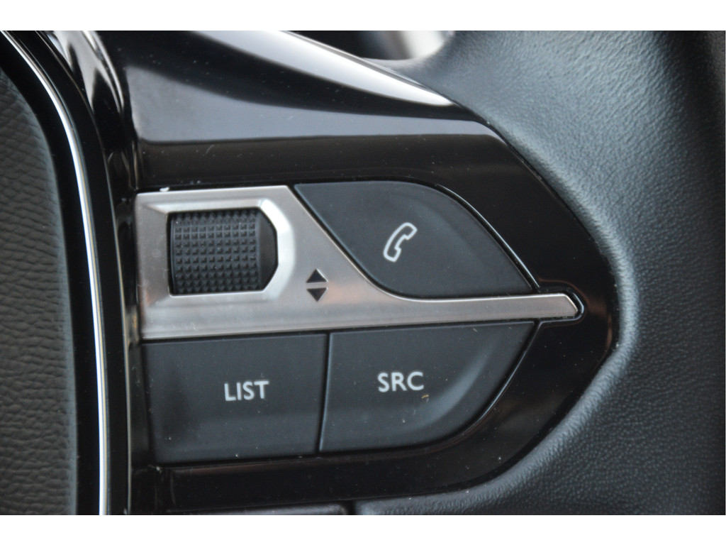 Peugeot 3008 (L327LB) met abonnement