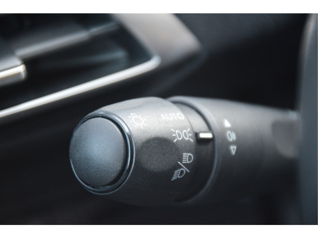 Peugeot 3008 (L327LB) met abonnement