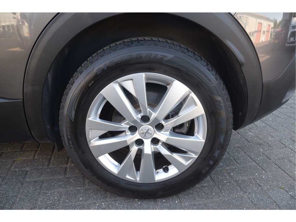 Peugeot 3008 (L327LB) met abonnement