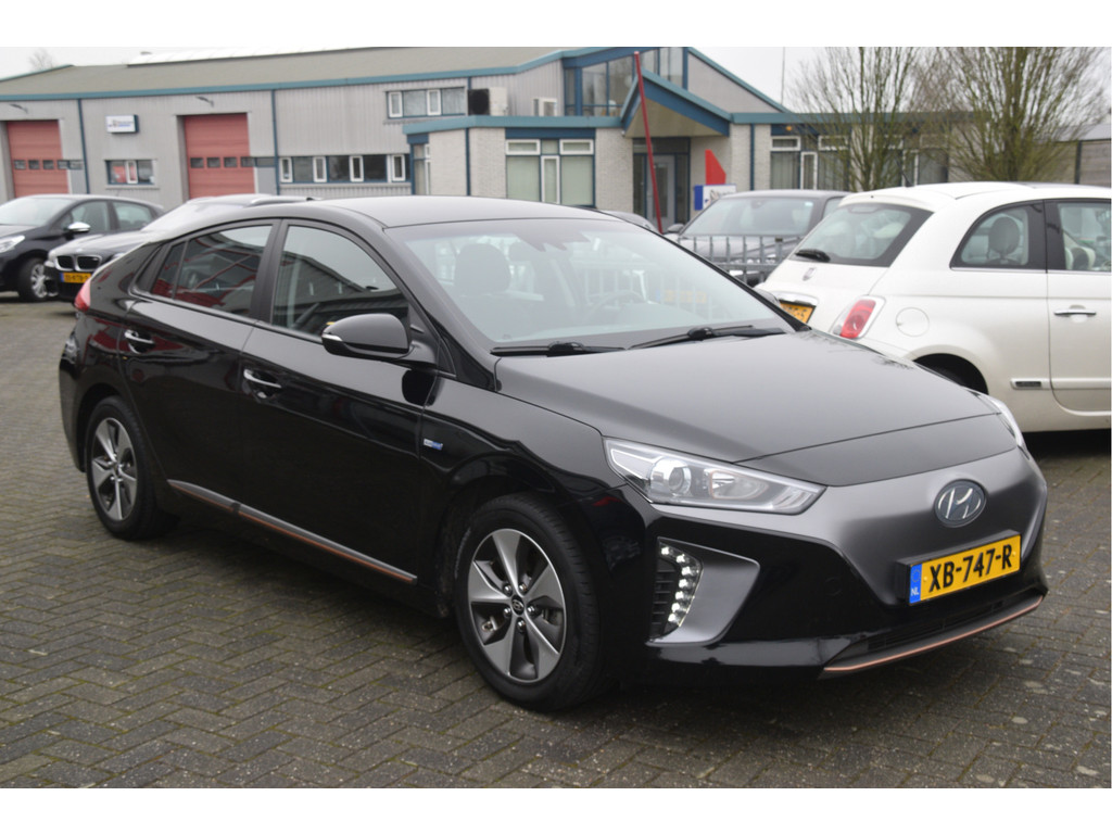 Hyundai IONIQ (XB747R) met abonnement