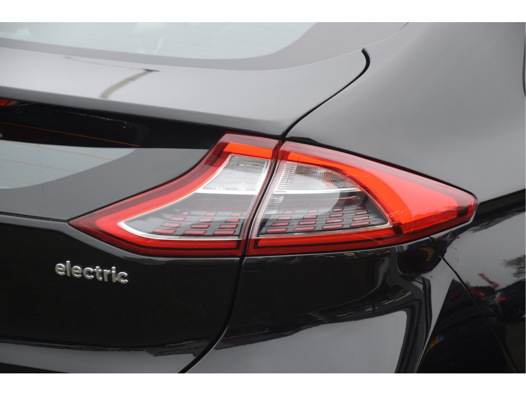 Hyundai IONIQ (XB747R) met abonnement