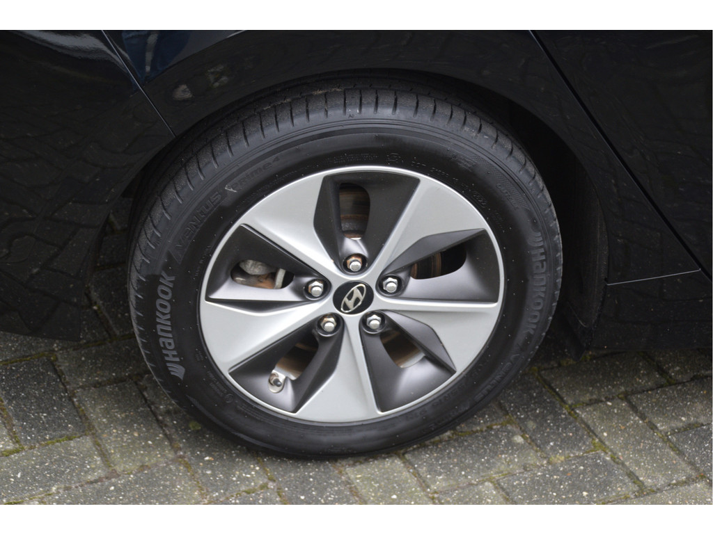 Hyundai IONIQ (XB747R) met abonnement