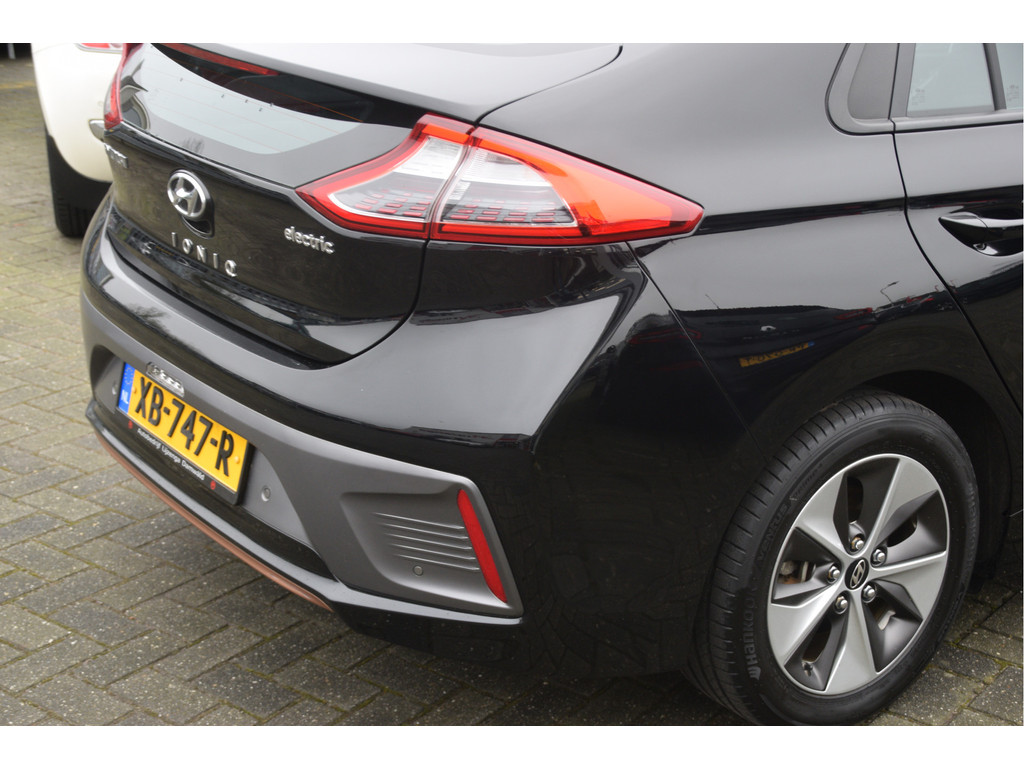 Hyundai IONIQ (XB747R) met abonnement