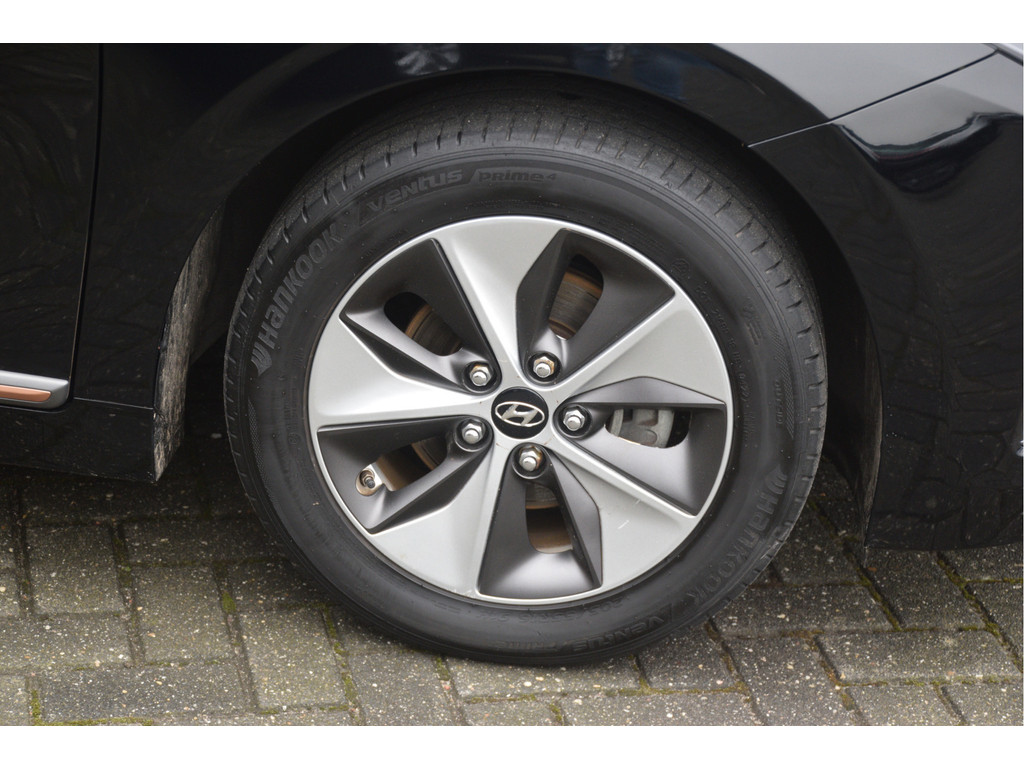 Hyundai IONIQ (XB747R) met abonnement