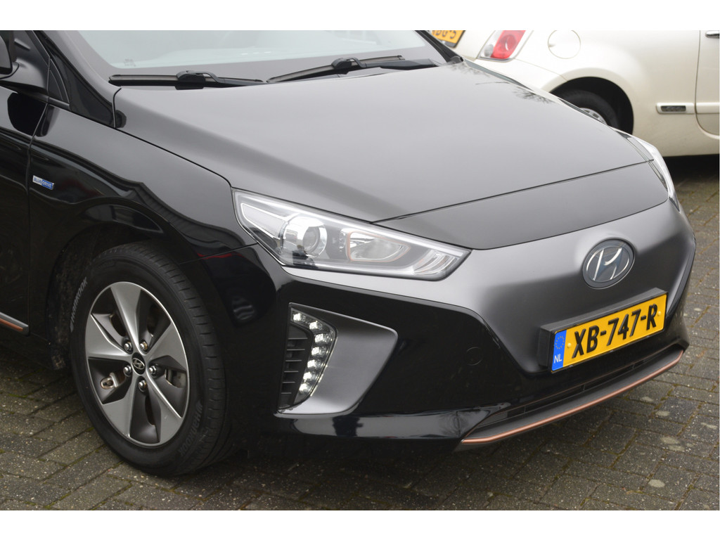 Hyundai IONIQ (XB747R) met abonnement