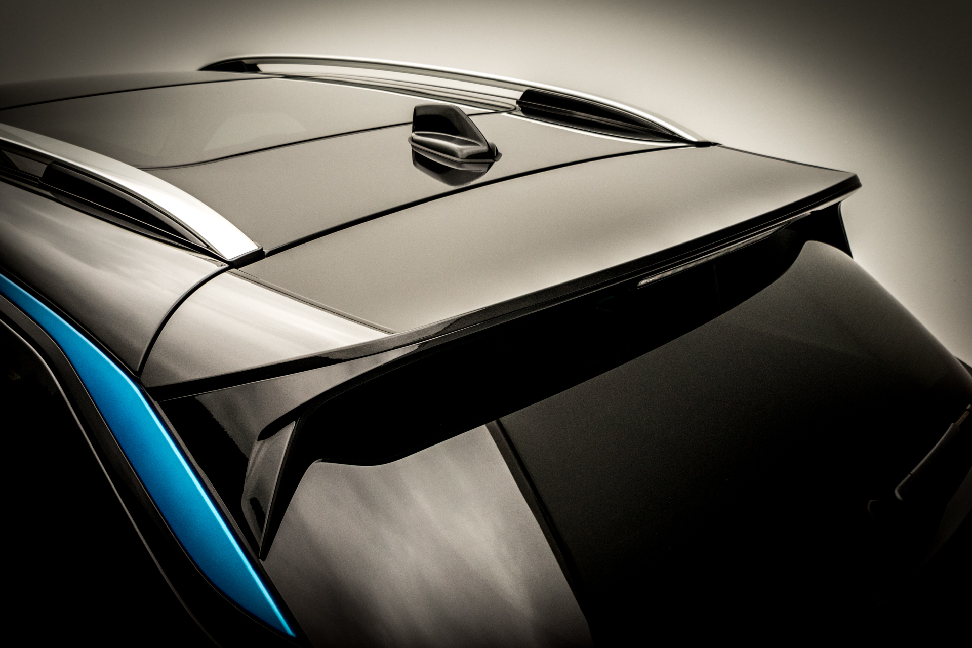 Lynk & Co 01 (LC-01-ZWART-2024) met abonnement