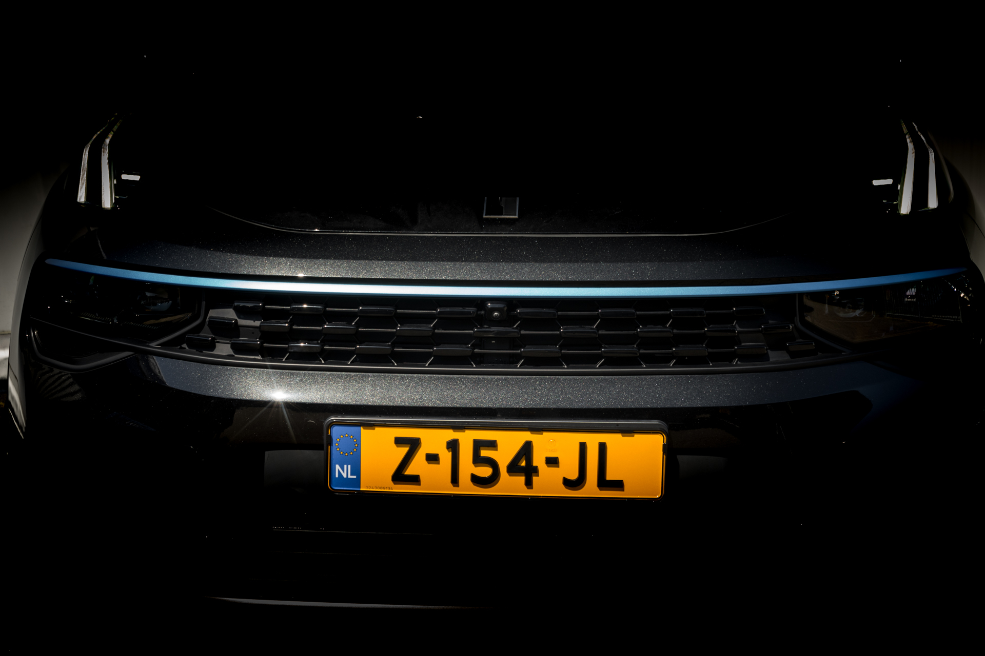 Lynk & Co 01 (LC-01-ZWART-2024) met abonnement