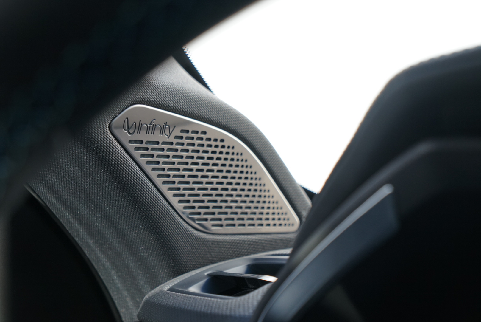 Lynk & Co 01 (LC-01-ZWART-2024) met abonnement