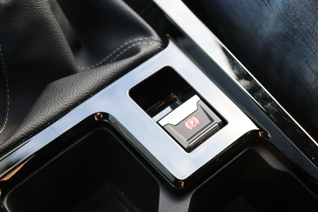 Opel Astra (T820FD) met abonnement