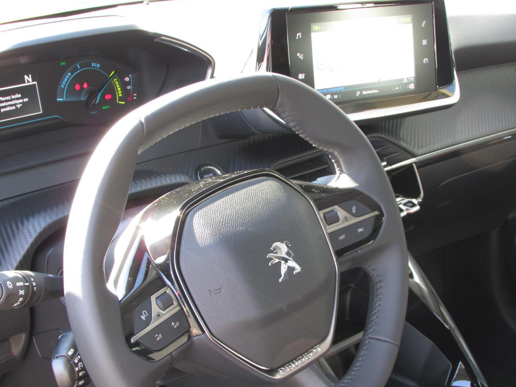 Peugeot e-208 (T363FH) met abonnement