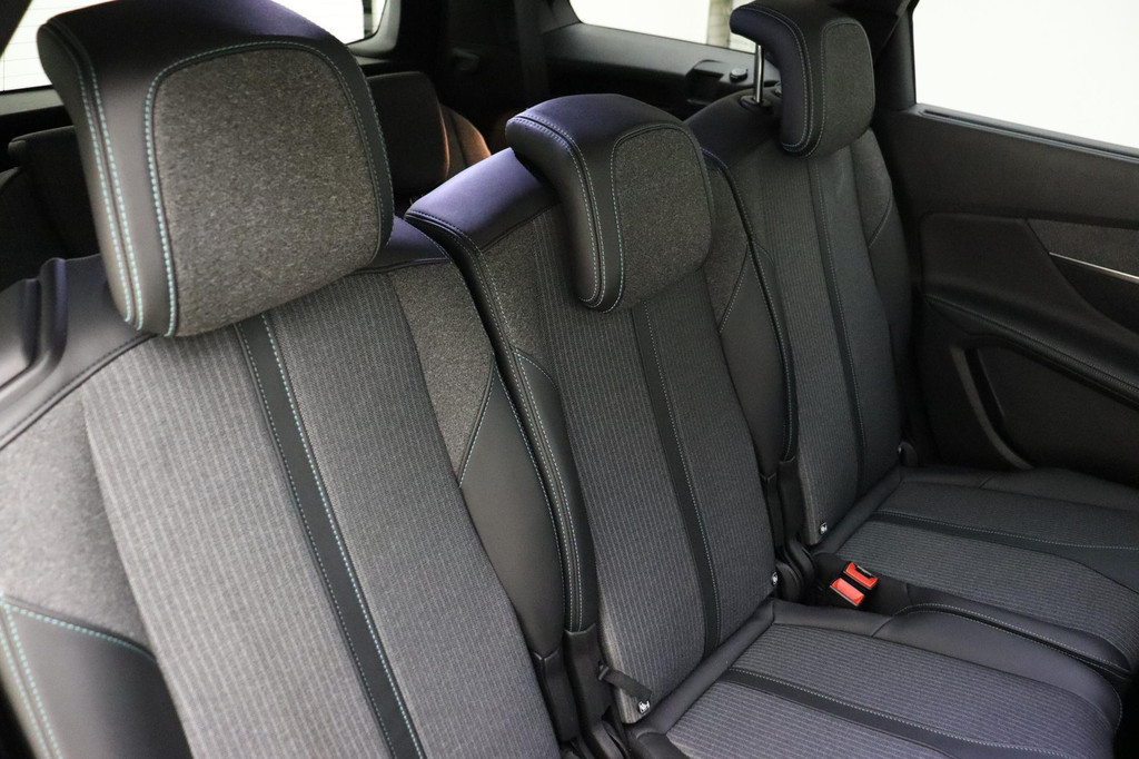 Peugeot 5008 (P970SL) met abonnement