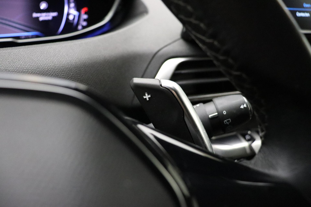 Peugeot 5008 (P970SL) met abonnement