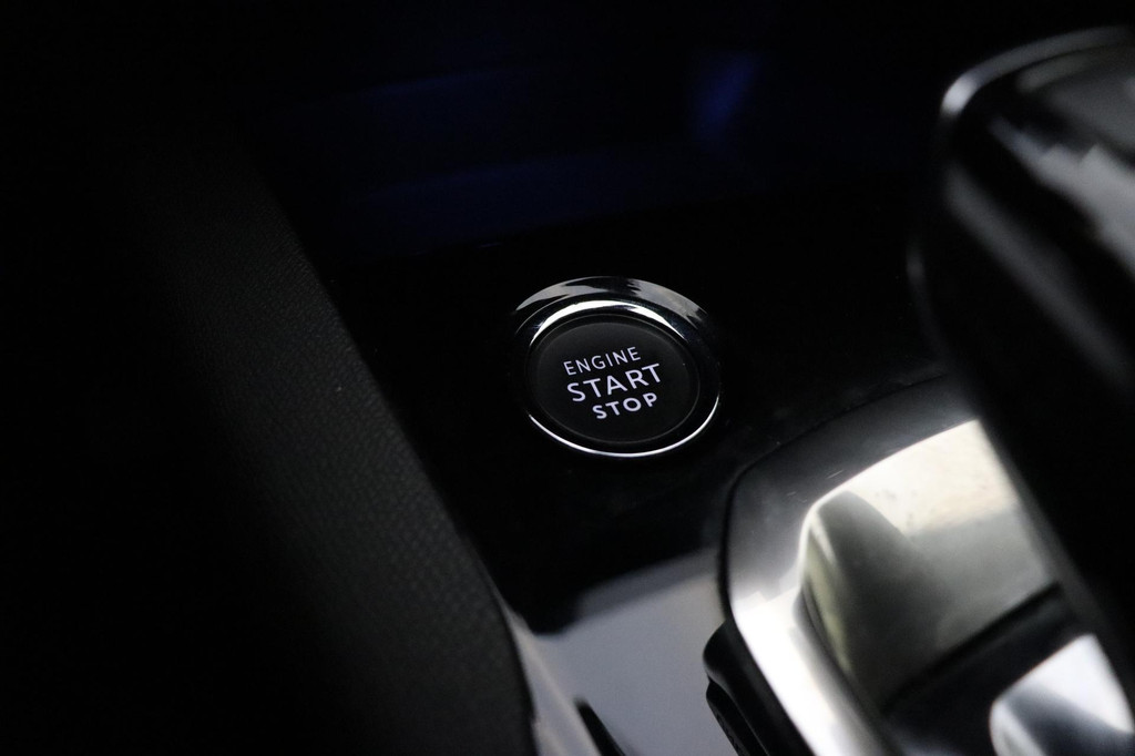 Peugeot 5008 (P970SL) met abonnement