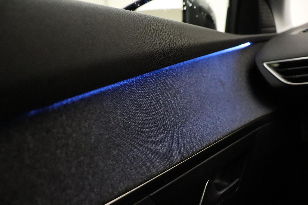 Peugeot 5008 (P970SL) met abonnement