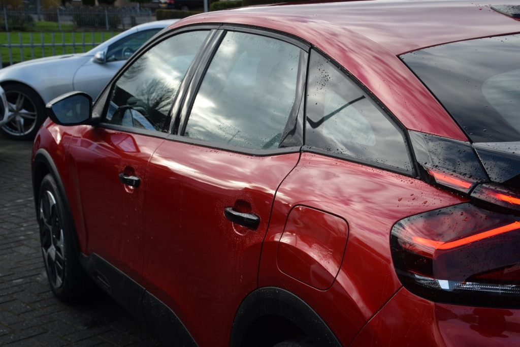 Citroën C4 (R763TT) met abonnement