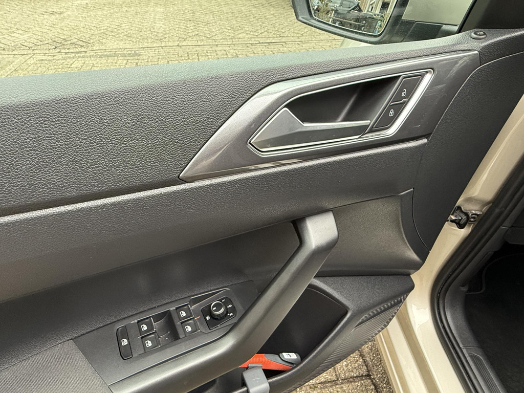 Volkswagen Polo (TV376R) met abonnement