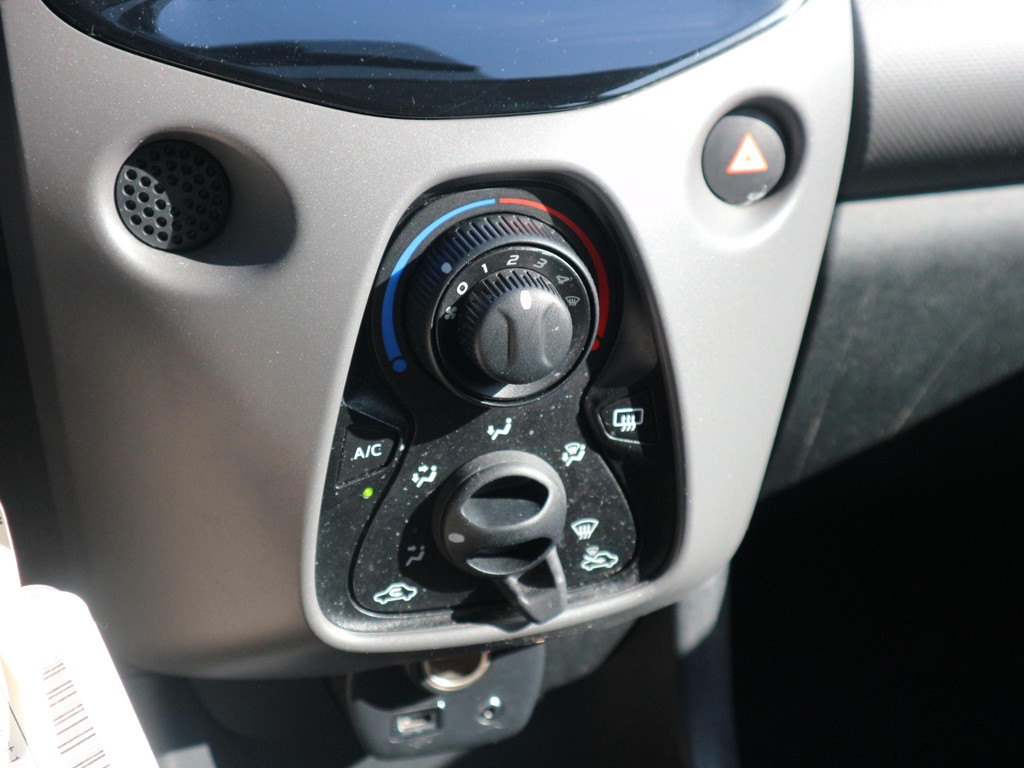 Peugeot 108 (L029RR) met abonnement