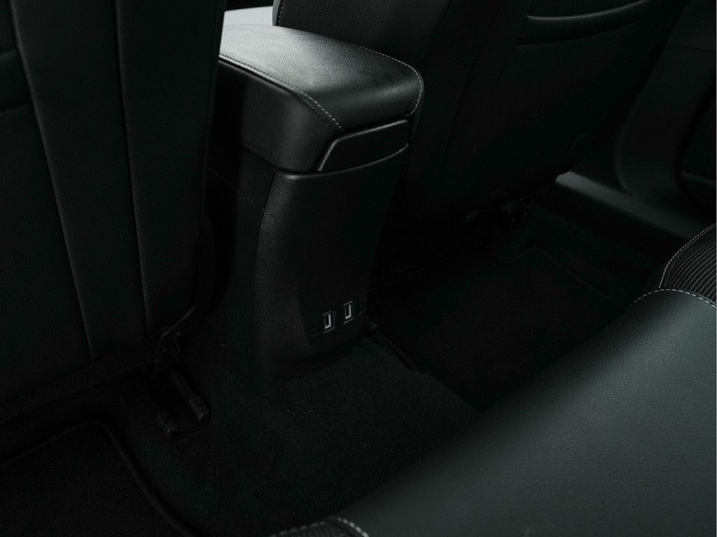 Opel Mokka-e (L170XJ) met abonnement