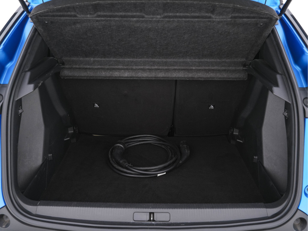 Peugeot e-2008 (P144BN) met abonnement