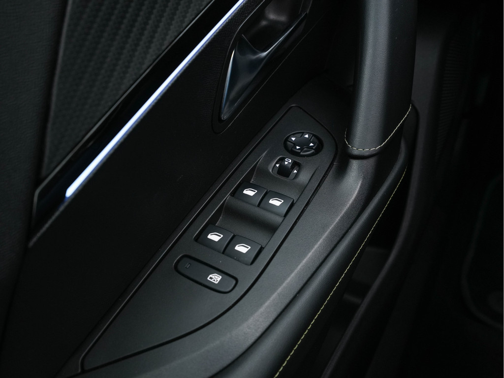 Peugeot e-2008 (P144BN) met abonnement