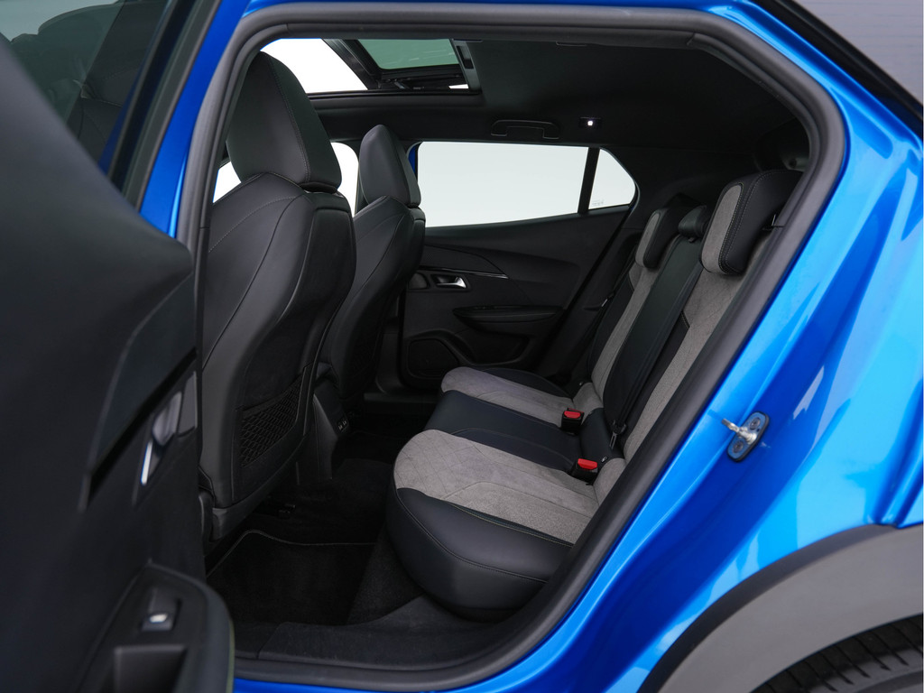 Peugeot e-2008 (P144BN) met abonnement